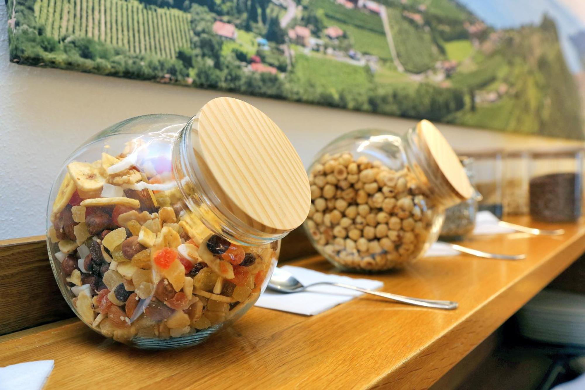 艾尔伯格阿兰科拉酒店 加尔达 外观 照片